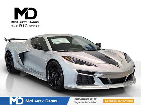 New 2026 Chevrolet Corvette E-Ray image 1