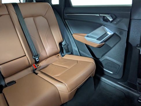 Certified 2024 Audi Q3 2.0T Premium w/ Convenience Package image 14