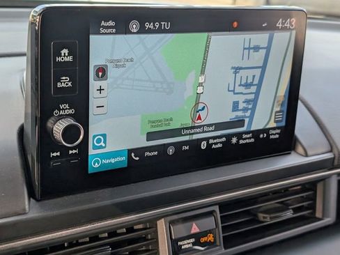 Used 2025 Honda Pilot Touring image 29