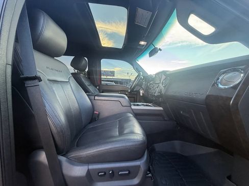 Used 2015 Ford F250 Platinum w/ FX4 Off-Road Package AWD/4WD image 22
