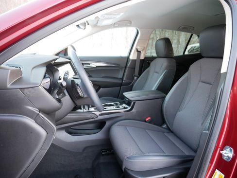 Used 2023 Buick Envision Preferred image 35