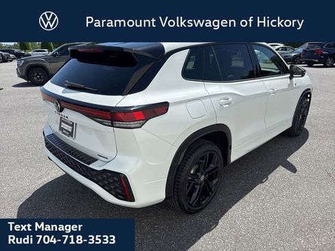 New 2026 Volkswagen Tiguan SE R-Line AWD/4WD image 8