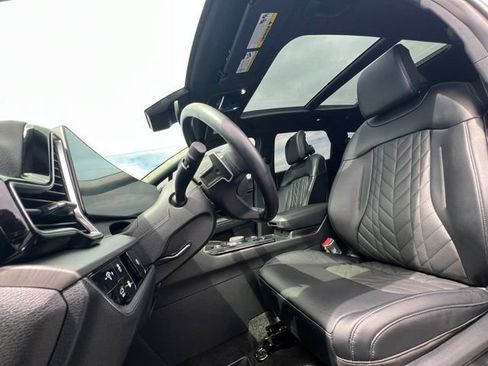 Certified 2025 Kia Sportage X-Line Prestige AWD/4WD image 18