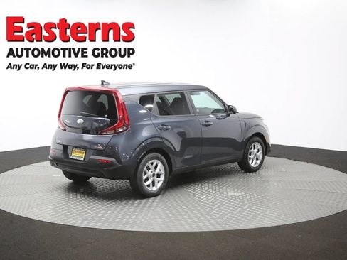 Used 2020 Kia Soul S FWD image 40