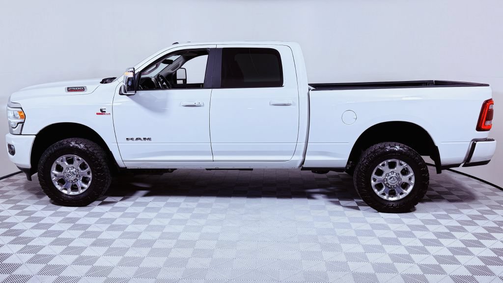 Used 2024 RAM 2500 4x4 Crew Cab Laramie w/ Safety Group image 7