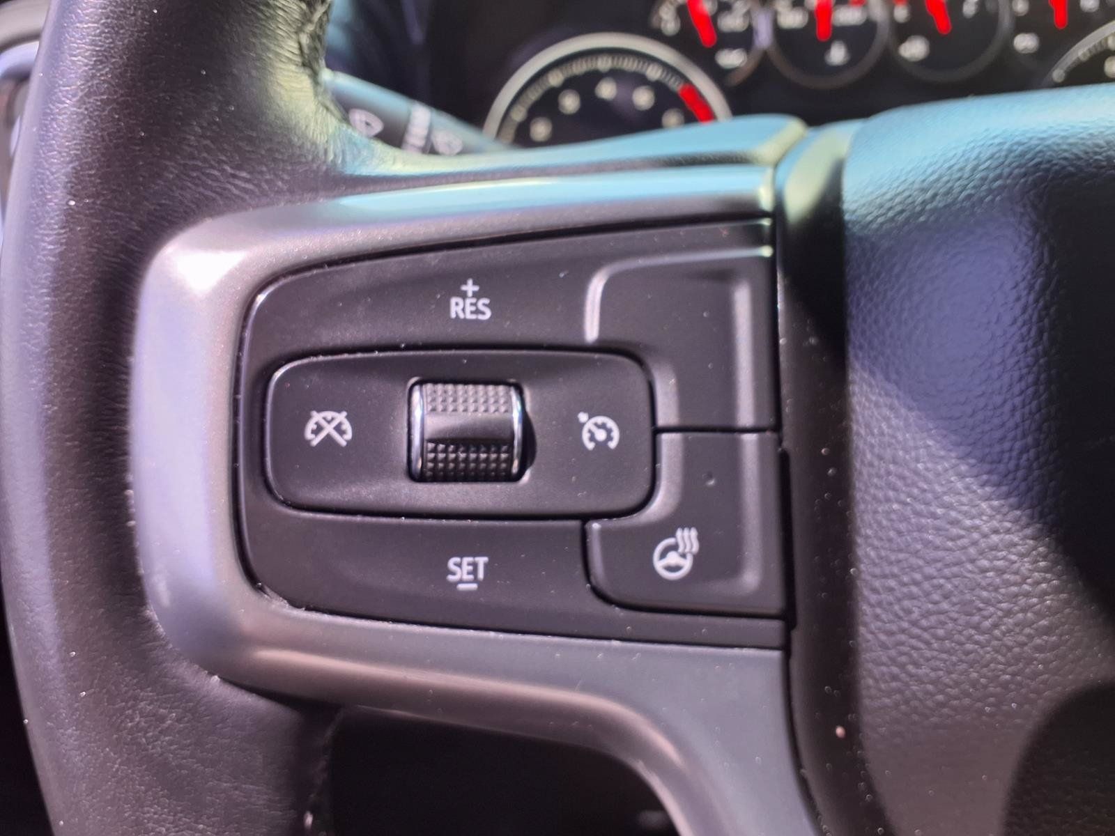 Used 2021 Chevrolet Silverado 1500 LTZ AWD/4WD image 17