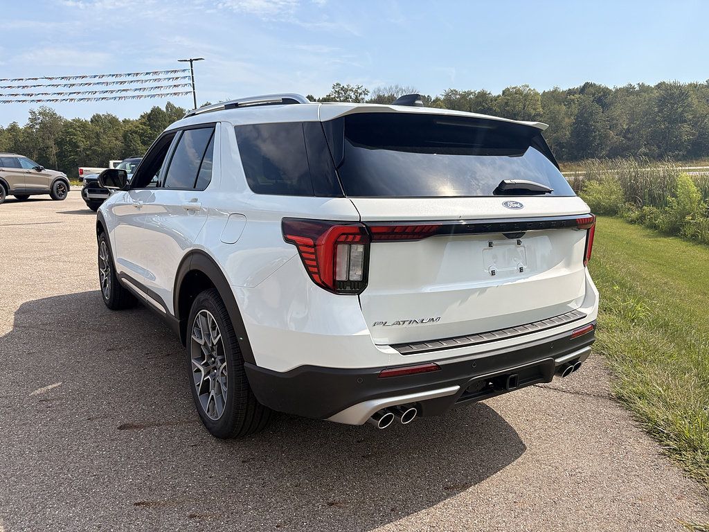 New 2027 Ford Explorer Platinum w/ 3.0L Ultimate Package AWD/4WD image 3