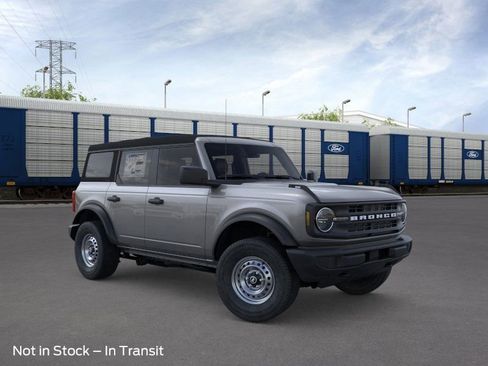 New 2025 Ford Bronco 4-Door image 18