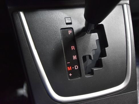 Used 2014 MAZDA MAZDA5 Sport FWD image 21