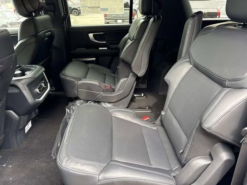 New 2026 Ford Expedition Max Platinum AWD/4WD image 18