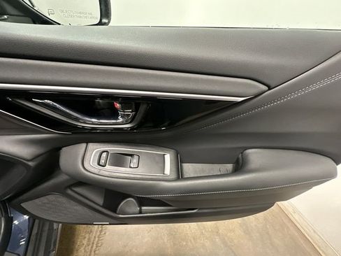Certified 2025 Subaru Outback Limited image 25