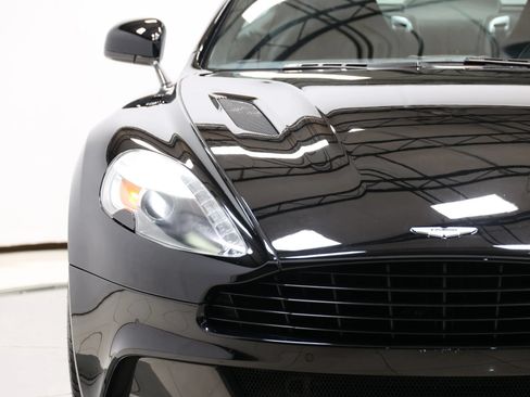 Used 2014 Aston Martin Vanquish Coupe RWD image 90