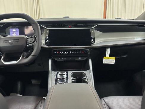 New 2026 Jeep Cherokee Limited image 20