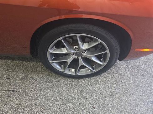 Used 2021 Dodge Challenger SXT RWD image 13