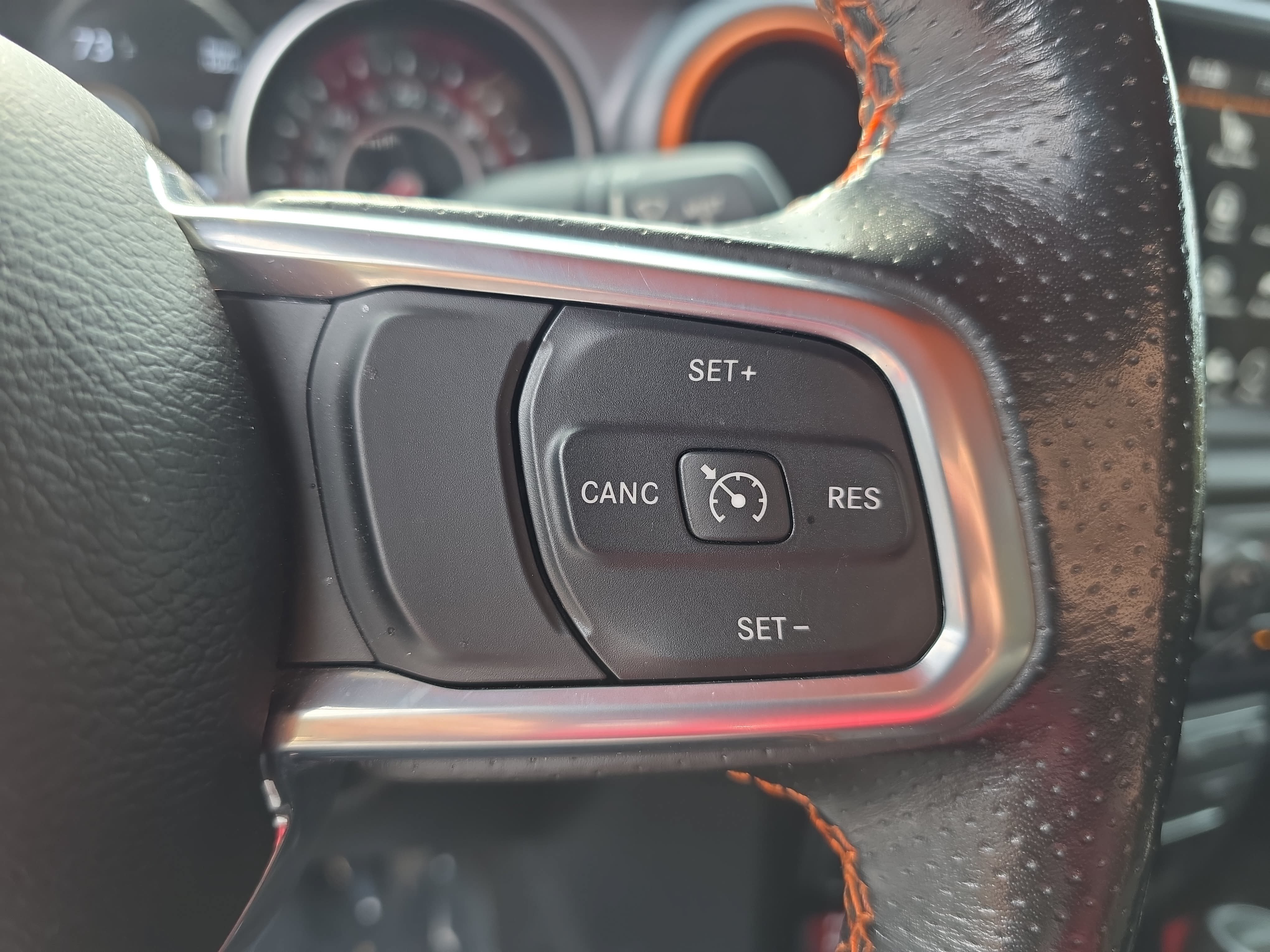 Used 2021 Jeep Gladiator Mojave AWD/4WD image 15