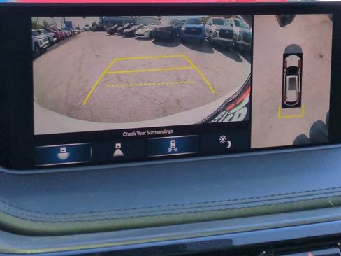 Used 2023 Acura MDX SH-AWD w/ Advance Package image 25