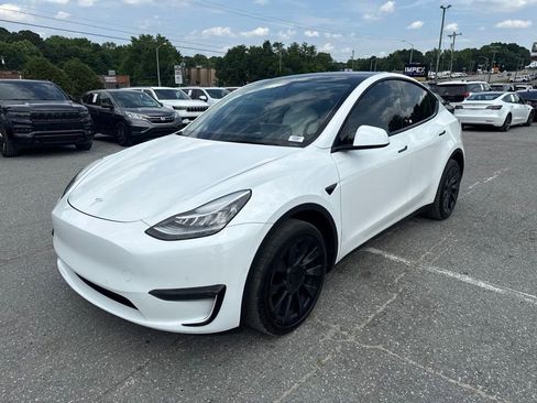 Used 2021 Tesla Model Y Long Range AWD/4WD image 1