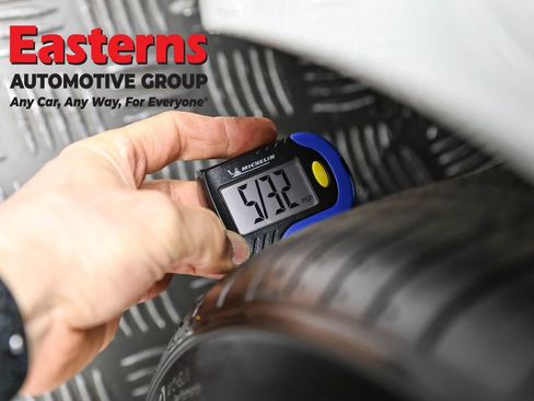 Used 2023 Tesla Model 3 Standard Range image 23