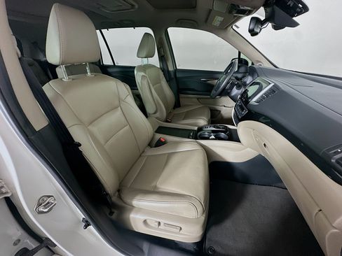 Used 2017 Honda Pilot Elite image 33