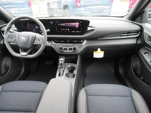 New 2026 Buick Envista Preferred image 12