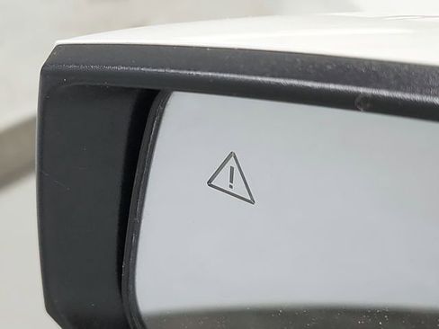 Used 2023 Kia Sportage EX image 17