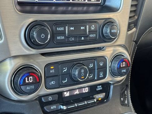 Used 2019 GMC Yukon XL Denali AWD/4WD image 21