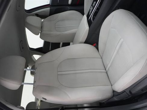 Used 2023 Hyundai Sonata SEL FWD image 9