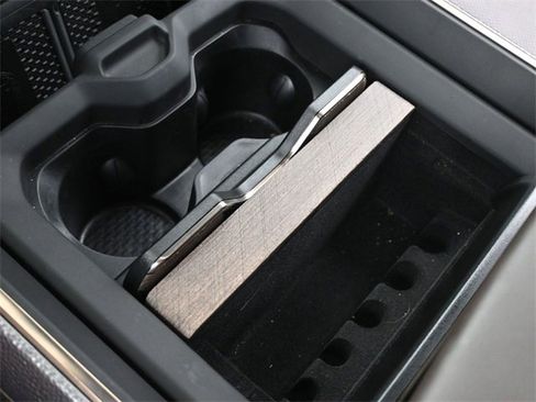 New 2025 RAM 1500 Limited image 25