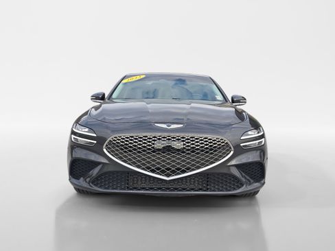 Used 2023 Genesis G70 2.0T image 8