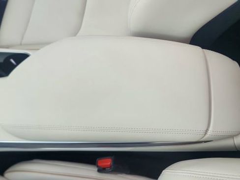 Used 2025 Genesis Electrified GV70 Advanced w/ Prestige Package image 55