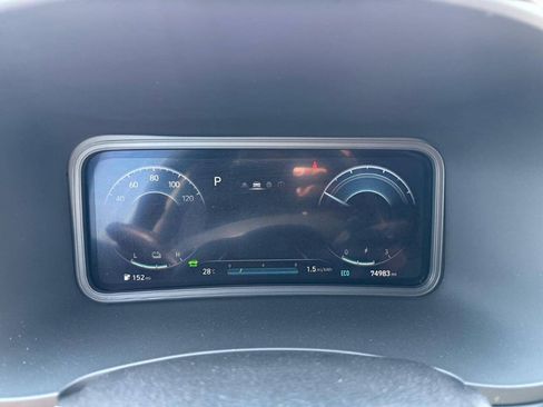 Used 2023 Hyundai Kona SE w/ Cargo Package FWD image 13