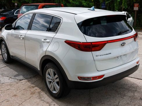 Used 2018 Kia Sportage LX FWD image 3