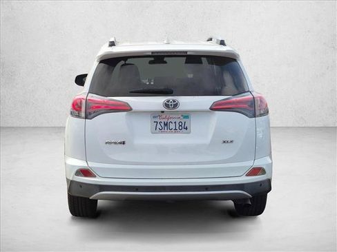 Used 2016 Toyota RAV4 XLE w/ Convenience Package FWD image 7