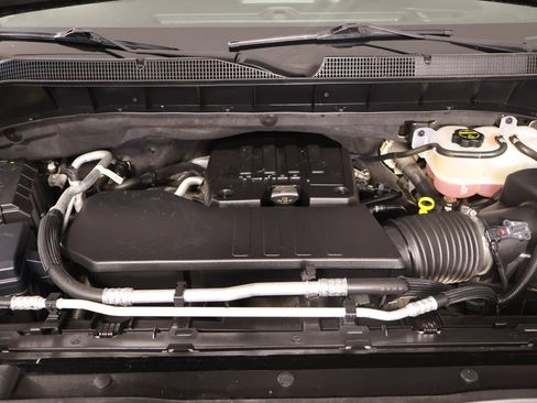 Used 2024 Chevrolet Silverado 1500 Custom AWD/4WD image 18
