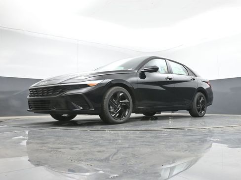 New 2026 Hyundai Elantra Sport image 10