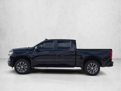 Used 2023 Chevrolet Silverado 1500 RST AWD/4WD image 5