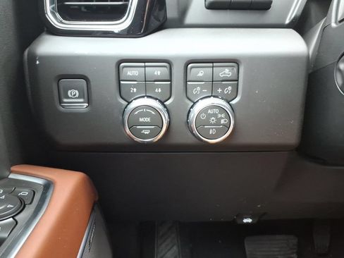 New 2026 GMC Sierra 1500 Denali Ultimate AWD/4WD image 19