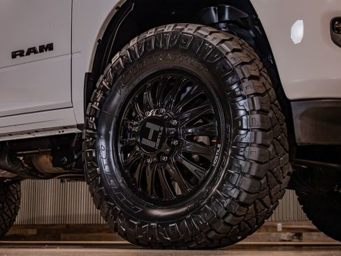 Used 2023 RAM 3500 Laramie image 17