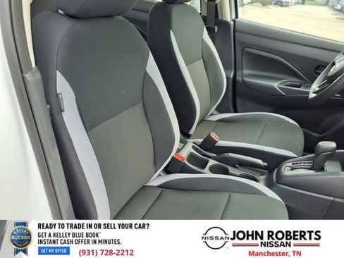 Used 2025 Nissan Versa S w/ Trunk Package image 19