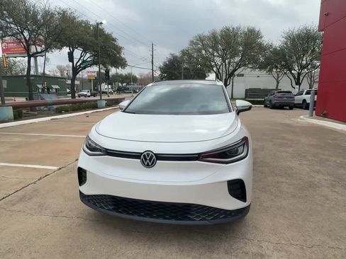 Used 2024 Volkswagen ID.4 S image 3