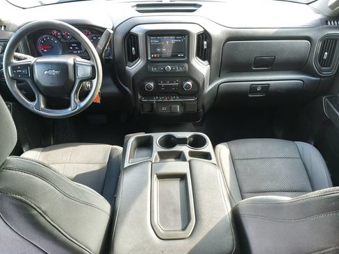 Used 2019 Chevrolet Silverado 1500 Custom Trail Boss w/ Custom Convenience Package AWD/4WD image 13
