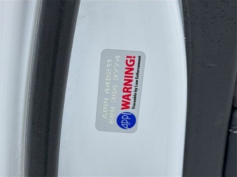 Used 2021 Tesla Model Y Standard Range image 60