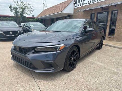 Used 2023 Honda Civic Sport image 1