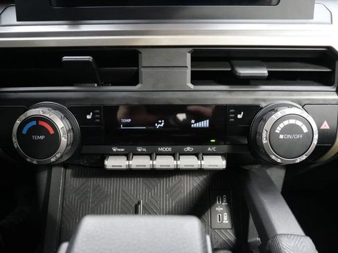 Used 2024 Toyota Tacoma SR5 AWD/4WD image 24