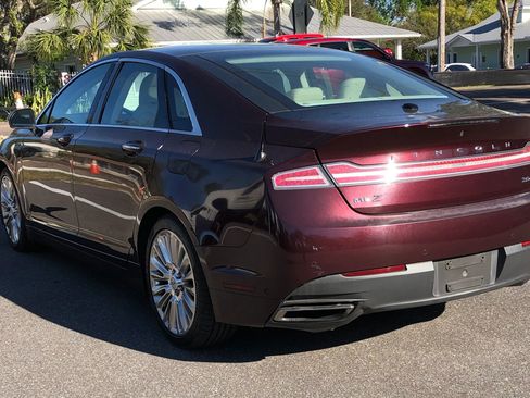 Used 2013 Lincoln MKZ image 5