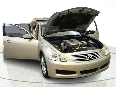 Used 2009 INFINITI G37 x Sedan w/ Premium Pkg AWD/4WD image 9