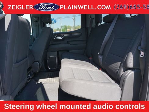 Used 2023 Chevrolet Silverado 1500 LT AWD/4WD image 11