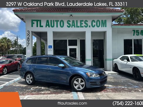 Used 2015 Volkswagen Golf TDI S FWD image 1