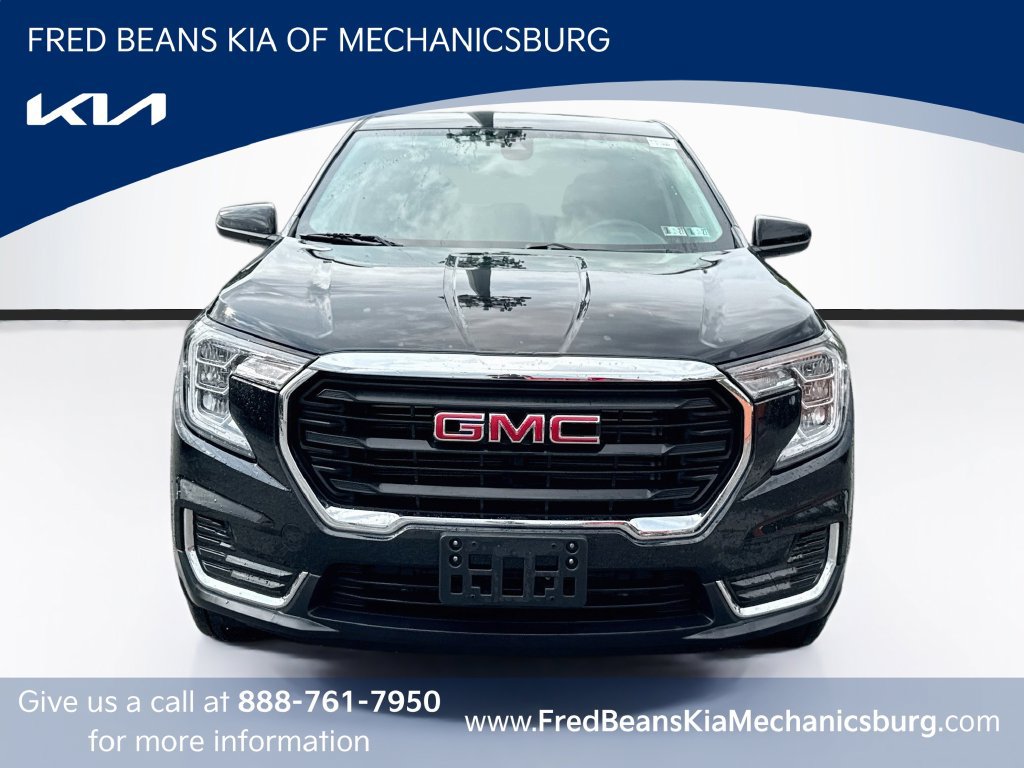 Used 2024 GMC Terrain SLE AWD/4WD image 2