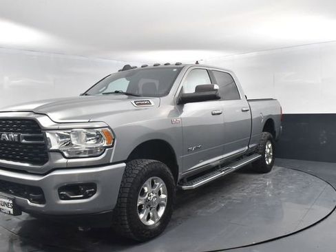 Used 2022 RAM 2500 Big Horn w/ Level 1 Equipment Group image 4